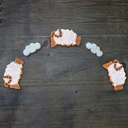 Accessoires photo nouveau-né en laine – Décor laineux pour shooting naissance