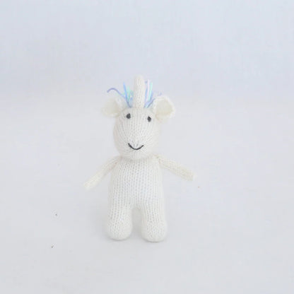 Ourson tricoté en mohair – Accessoire photo nouveau-né fait main
