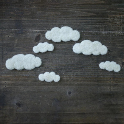 Accessoires photo nouveau-né en laine – Décor laineux pour shooting naissance