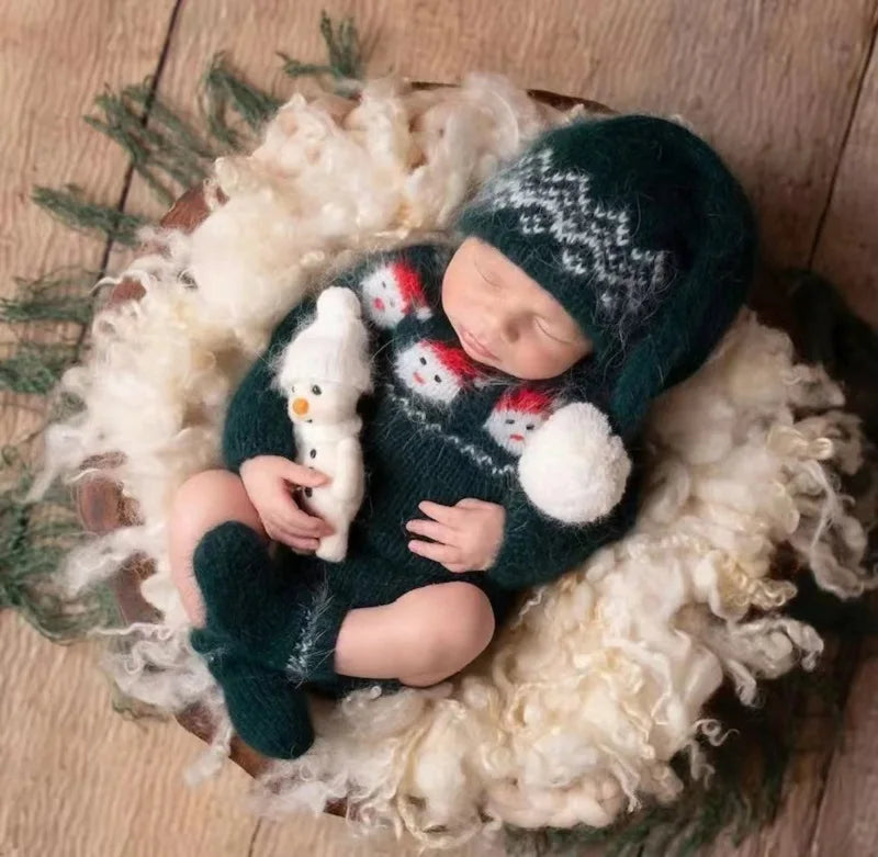 Tenue photo Noël nouveau-né – Ensemble tricoté pour shooting naissance