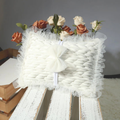 Tenue photo nouveau-né fille – Ensemble dentelle avec bandeau et oreiller