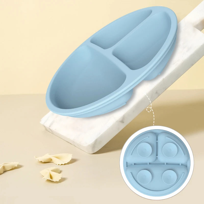 Set de vaisselle bébé en silicone – Sécurisé, pratique et coloré