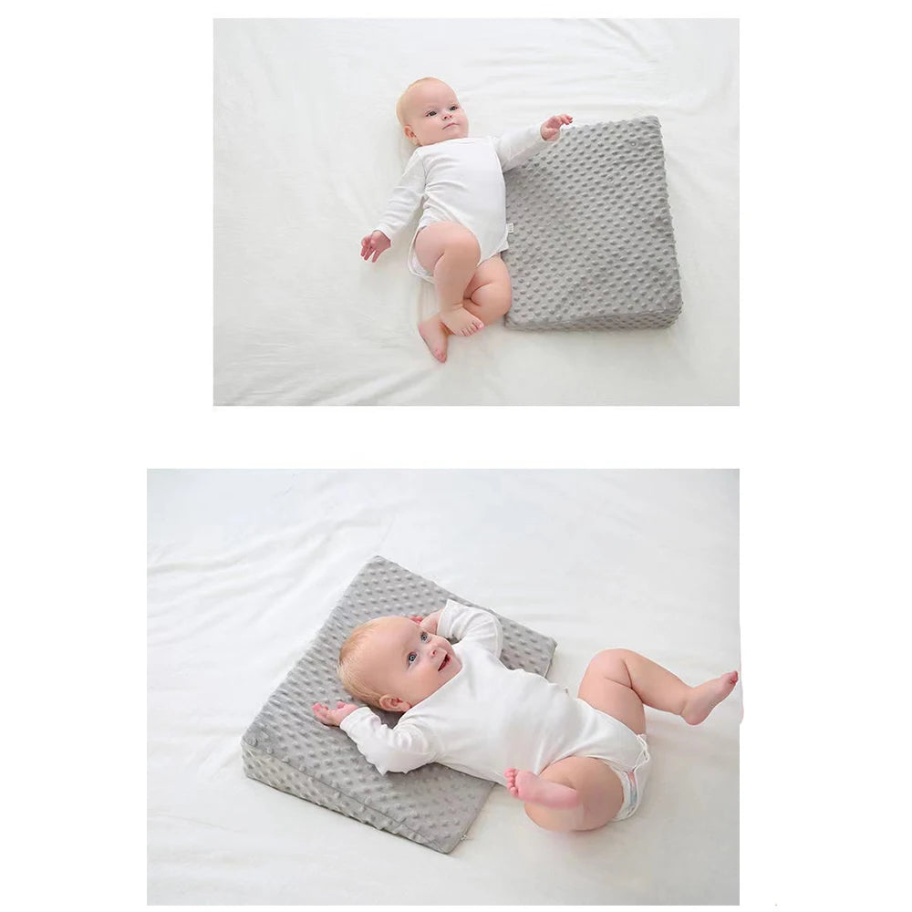 Coussin Inclinable Bébé avec Mémoire de Forme