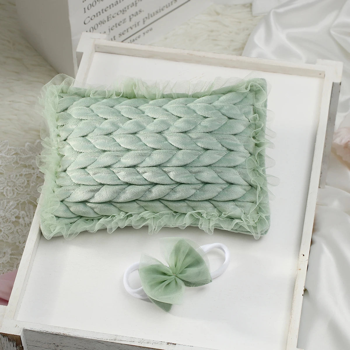 Tenue photo nouveau-né fille – Ensemble dentelle avec bandeau et oreiller